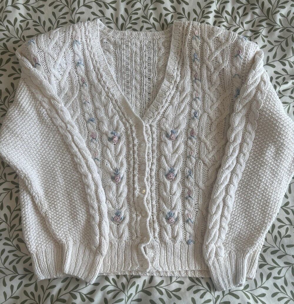 Vintage Long Sleeve Button Up Hand Knit Sweater Cream With Embroidered Flower S